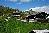 DSC_9023_thumb.jpg